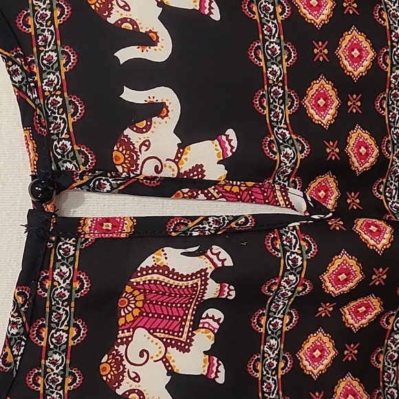 It girl Elephant Print Sleeveless Blouse - Medium - Picture 4 of 5